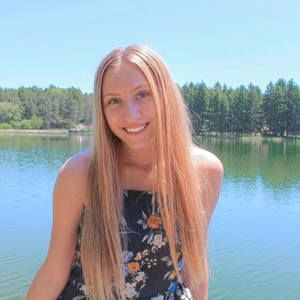 Meet your Posher, Kortney elaine